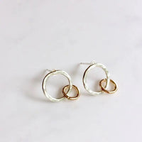 THE DAISEY EARRINGS