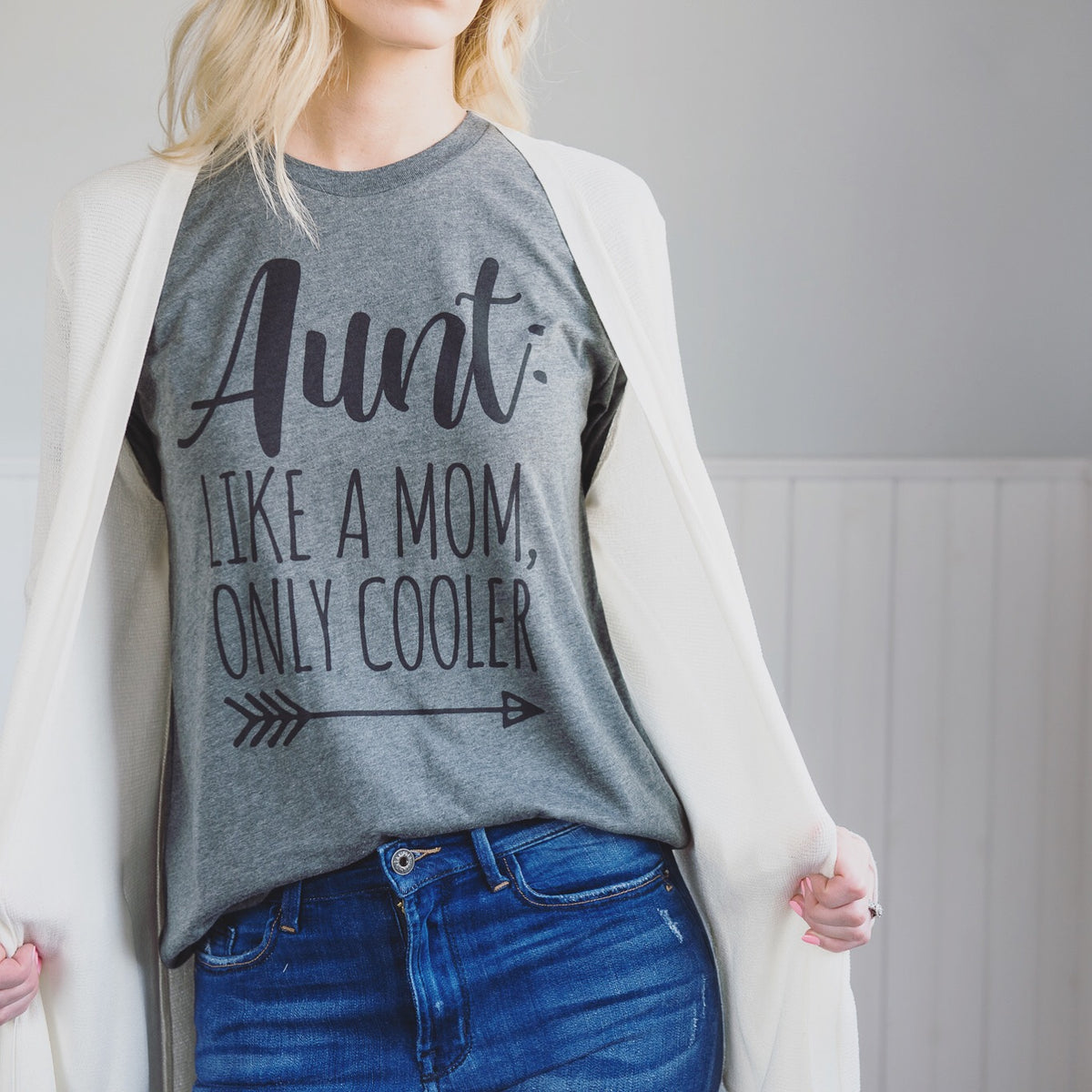 GRAPHIC TEES