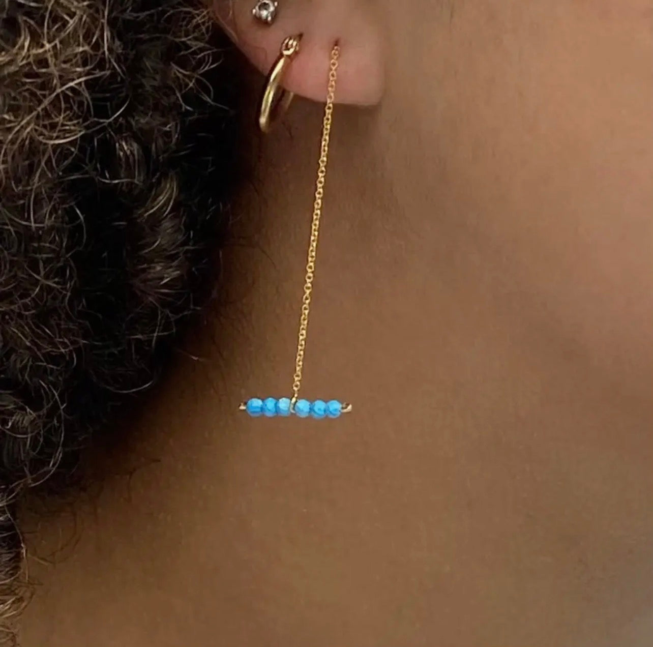 TURQUOISE BAR THREADER