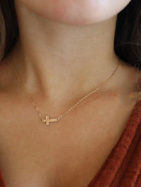 CROSS NECKLACE